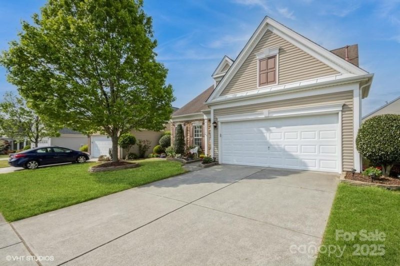 Property image 2 at 10314 Threatt Woods Drive, Charlotte, NC 28277