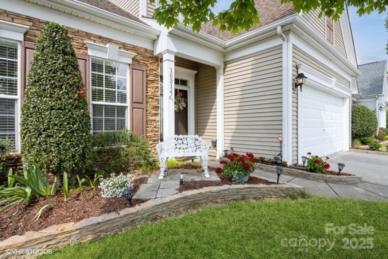 Property image 4 at 10314 Threatt Woods Drive, Charlotte, NC 28277