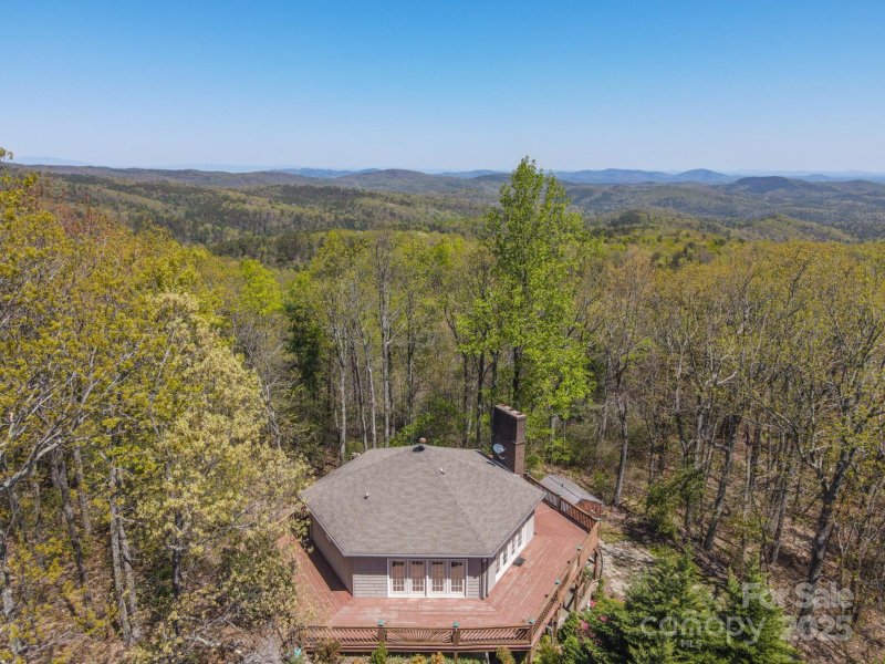 Property image 3 of 3190 Holly Road in Pine Mountain Estates, Connelly Springs, NC 28612