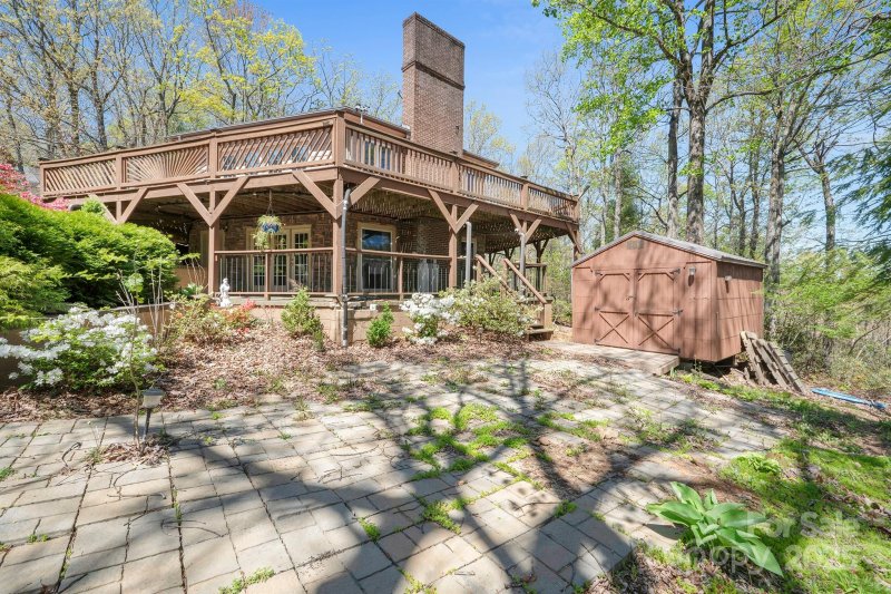 Property image 5 of 3190 Holly Road in Pine Mountain Estates, Connelly Springs, NC 28612