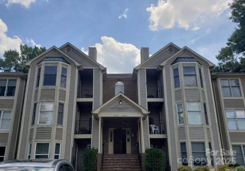 6234 Rosecroft Drive