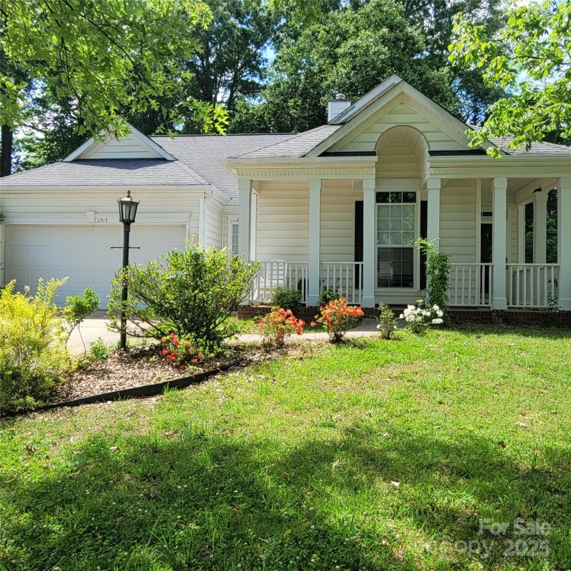 Property image 4 of 11913 Little Stoney Court in Robyns Glen, Charlotte, NC 28269