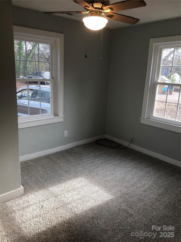 Property image 5 of 424 Skyland Avenue in Elizabeth Acres, Charlotte, NC 28205