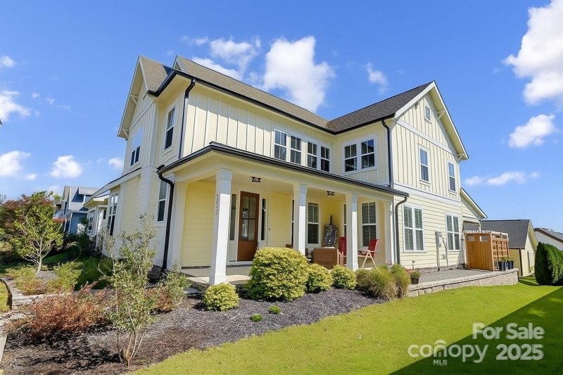 1507 Riverwalk Parkway