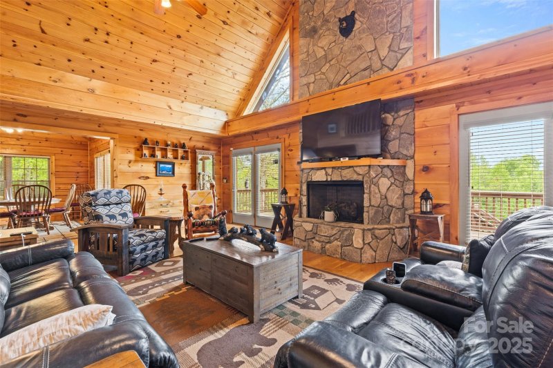 The Meadows at Lake James Station, Nebo Community