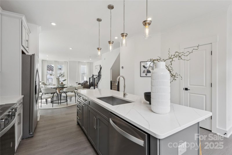 Property image 2 at 6005 Countess Drive, Charlotte, NC 28217