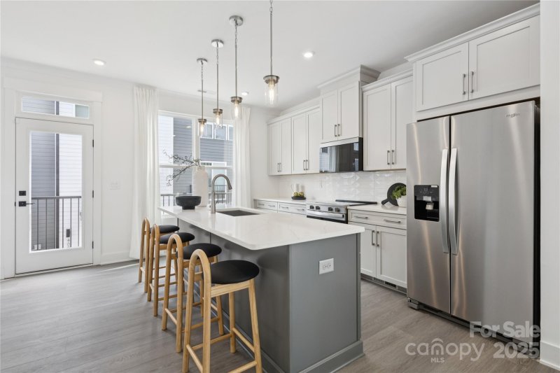 Property image 3 at 6005 Countess Drive, Charlotte, NC 28217