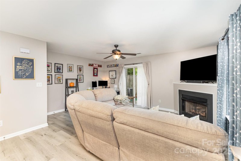 Property image 4 at 5257 Glenlea Walk Lane, Charlotte, NC 28216