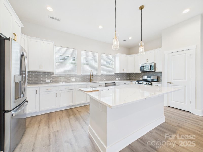 Property image 5 at 308 Ferebee Place, Charlotte, NC 28213