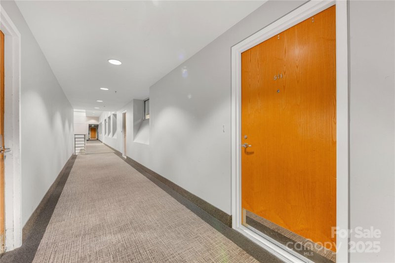 Property image 4 at 127 N Tryon Street, Charlotte, NC 28202
