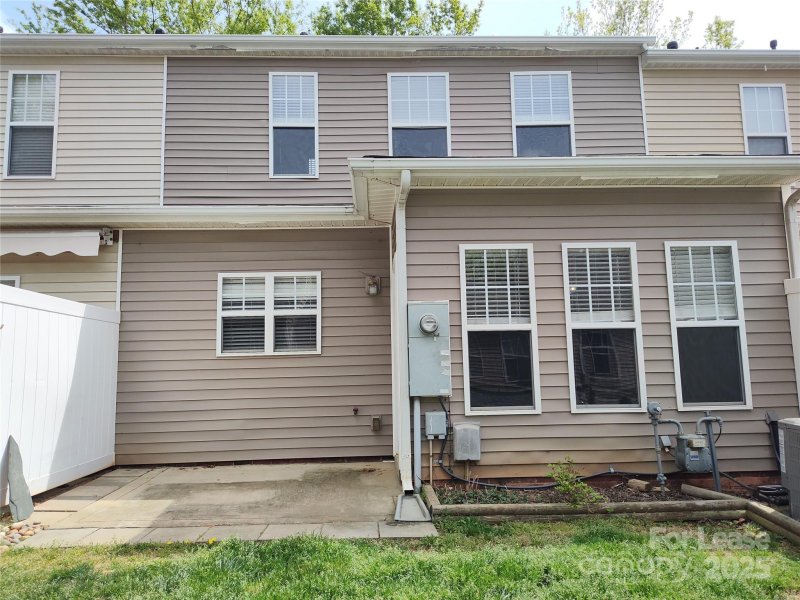 Property image 2 at 5522 Santeelah Court, Charlotte, NC 28217