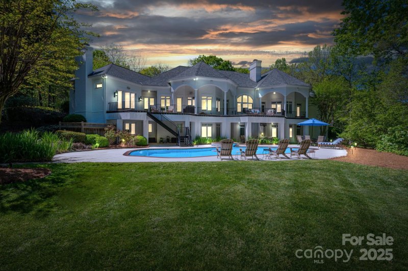 Property image 4 at 7912 Baltusrol Lane, Charlotte, NC 28210