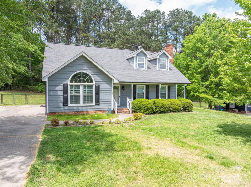Property image 3 at 2439 Caswell Court, Gastonia, NC 28054