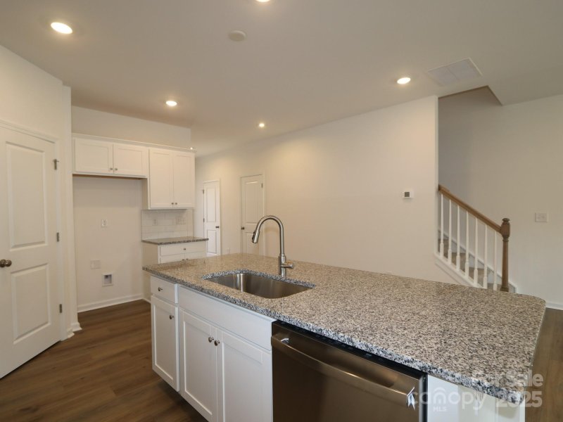 Property image 3 of 1137 Overbrook Place in Canterbury Station, Wingate, NC 28174