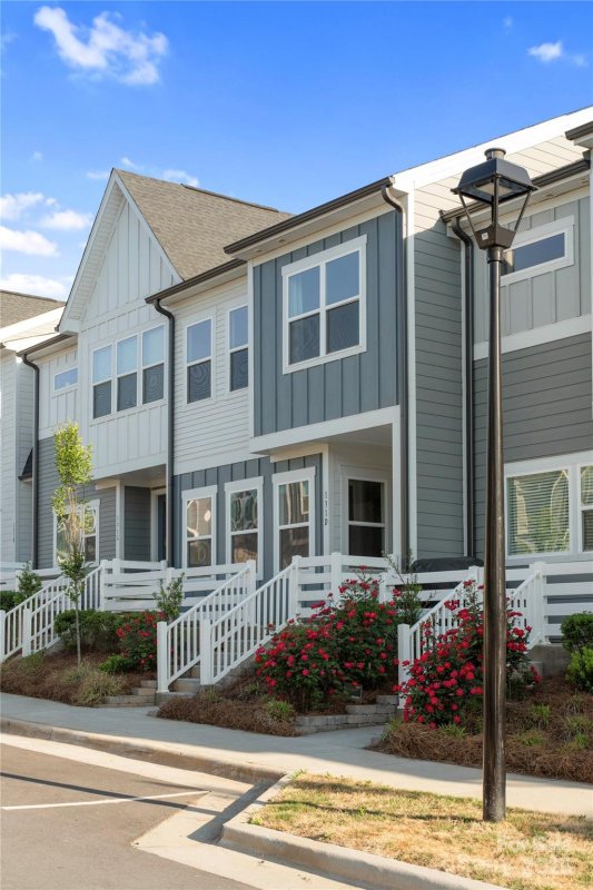 Property image 4 at 131 Berkeley Avenue, Mooresville, NC 28117