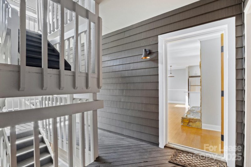 Property image 4 at 434 W 8th Street, Charlotte, NC 28202