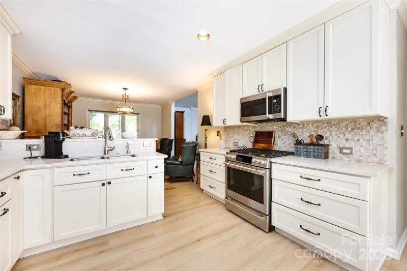 Property image 4 at 5128 Dunes Court, Charlotte, NC 28226