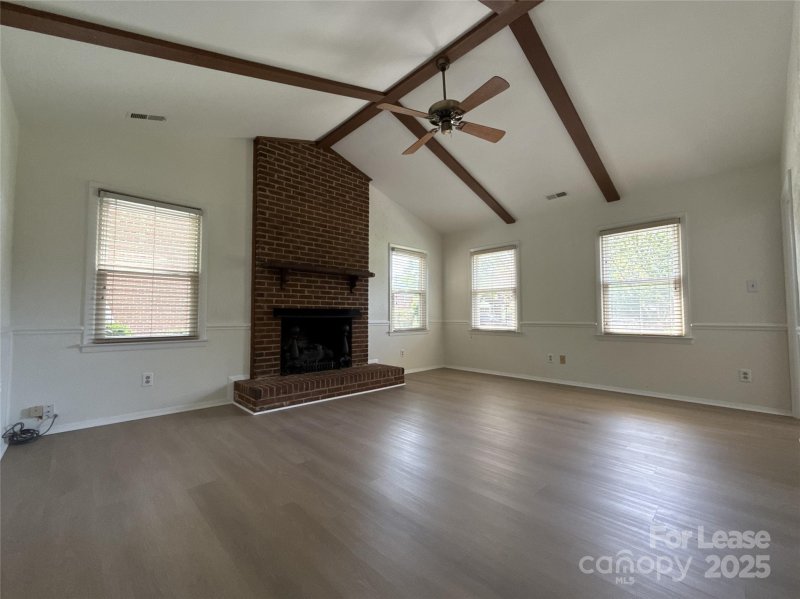 Property image 4 at 9909 Elm Creek Lane, Charlotte, NC 28277