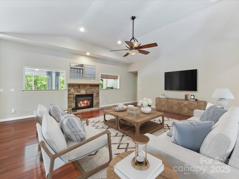 Property image 5 at 4301 Middle Stream Road, Charlotte, NC 28213