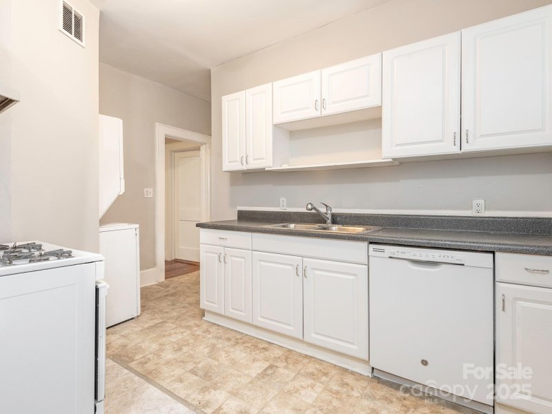 Property image 5 at 1512 Sunnyside Avenue, Charlotte, NC 28204