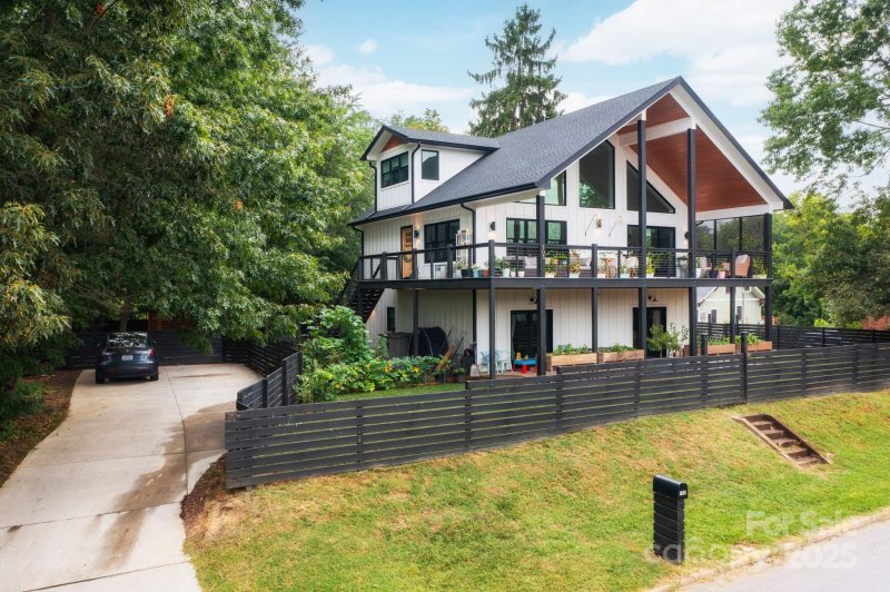 Property image 2 at 103 Pennsylvania Avenue, Asheville, NC 28806