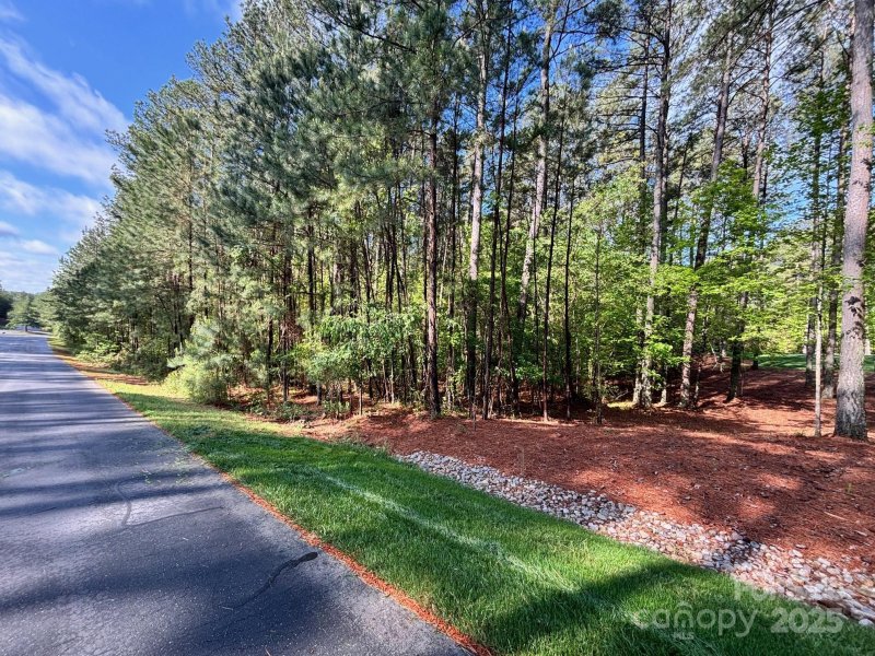 Property image 4 at 5442 Bridgewater Drive, Granite Falls, NC 28630