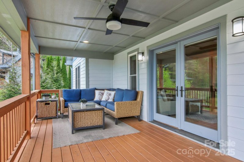 Property image 2 at 70 Parliament Place, Waynesville, NC 28785