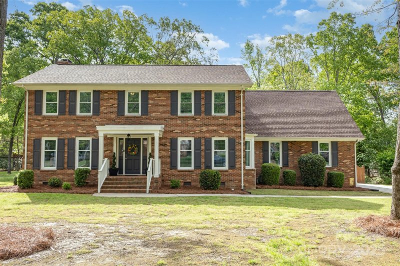 2514 King Arthur Drive