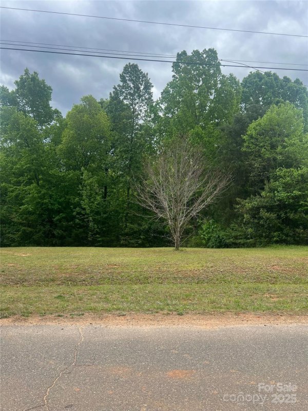 Property image 3 at 6410 Helens Way, Denver, NC 28037