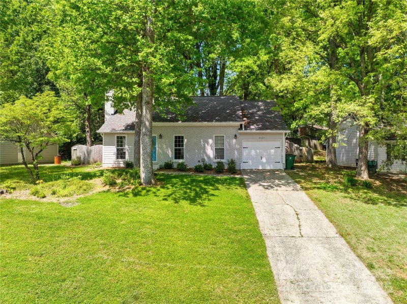 3725 Burntwood Court