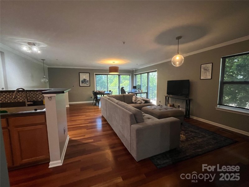 Property image 5 at 507 Donatello Avenue, Charlotte, NC 28205