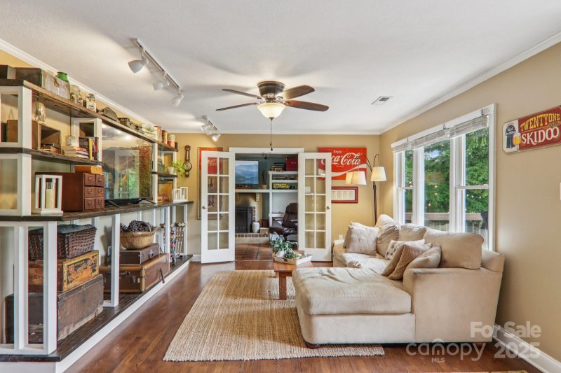 Property image 5 of 416 S Cherokee Avenue in Methodist Colony, Black Mountain, NC 28711