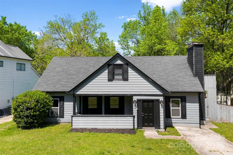 7905 Quail Field Drive