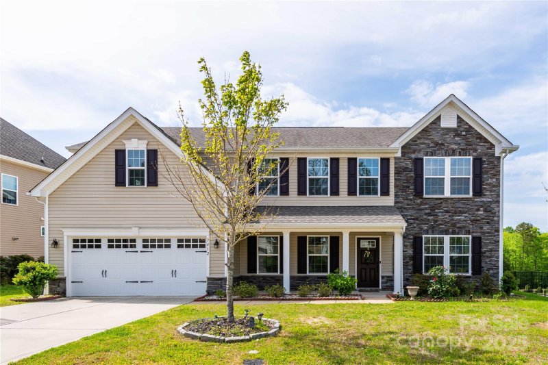 7412 Greene Mill Avenue