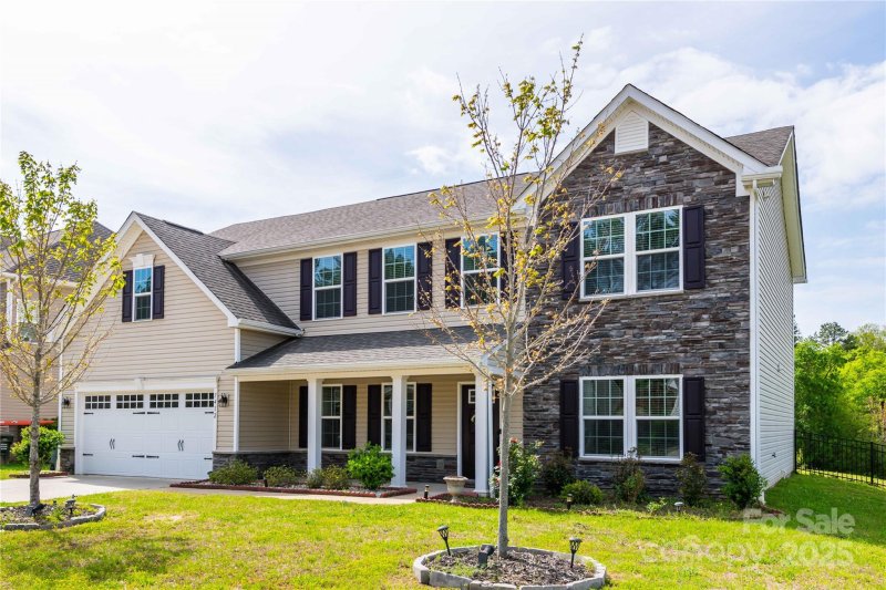 Property image 3 of 7412 Greene Mill Avenue in The Mills At Rocky River, Concord, NC 28025