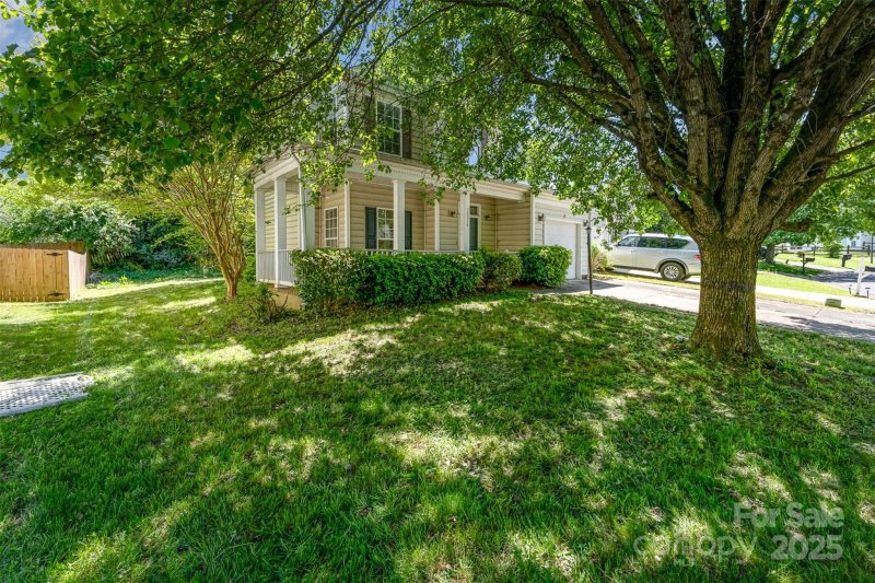 Property image 3 at 12016 Gemstone Court, Charlotte, NC 28269