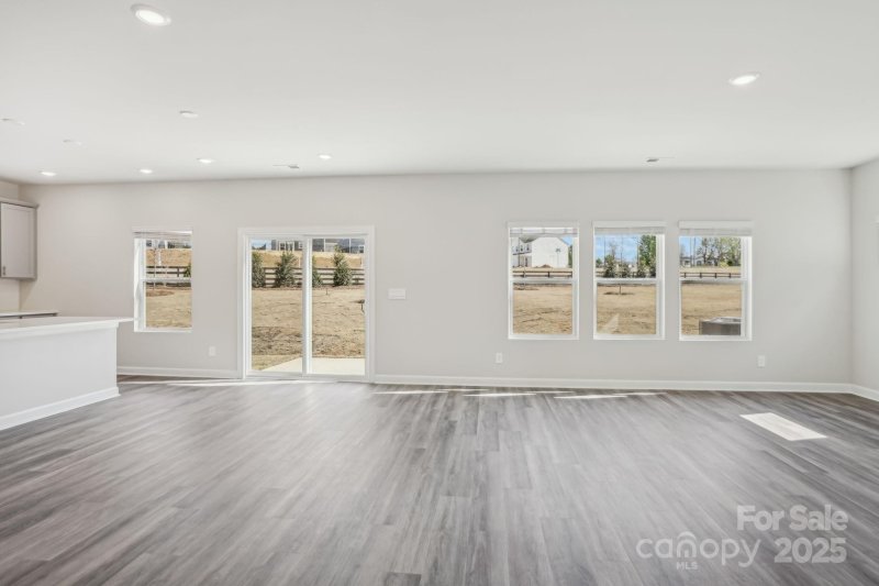 Property image 2 of 139 Satchel Court in Sutters Mill, Mooresville, NC 28115