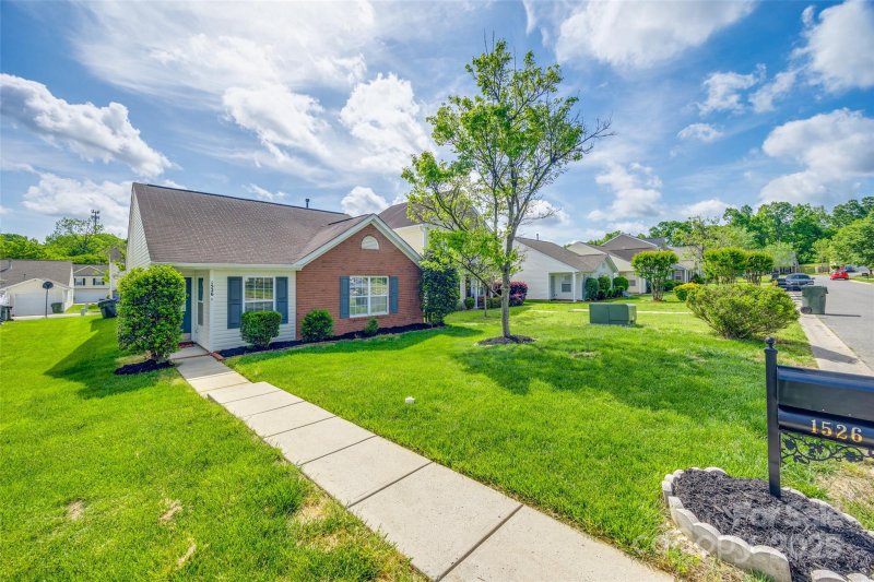 Property image 2 at 1526 Tuckers Glenn Drive, Rock Hill, SC 29732