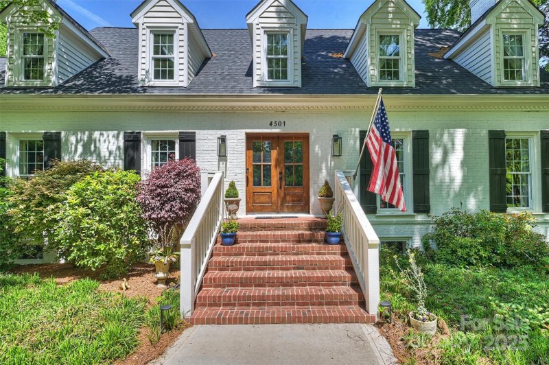 Property image 3 at 4501 Montibello Drive, Charlotte, NC 28226