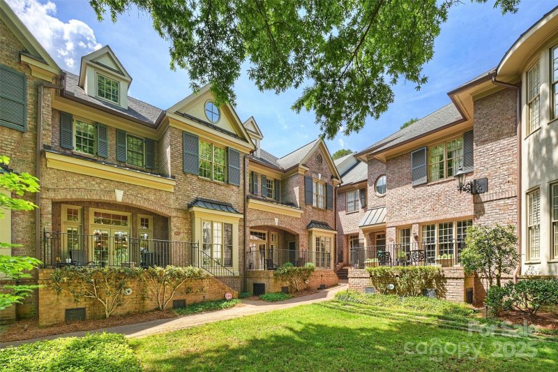 Property image 2 at 4020 Barclay Downs Drive, Charlotte, NC 28209