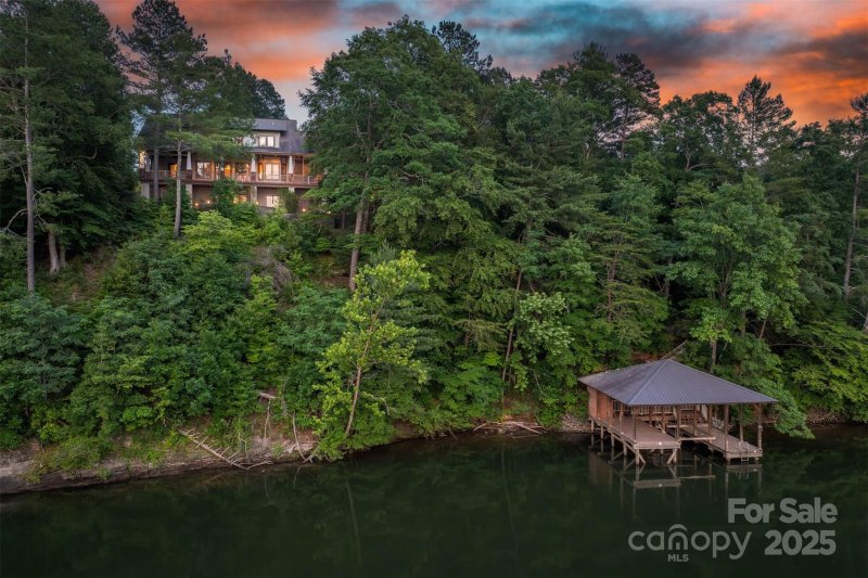 Property image 4 at 2071 Starboard Lane, Connelly Springs, NC 28612