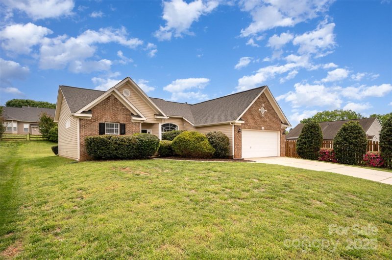 Property image 2 at 6849 Blake Brook Drive, Concord, NC 28025