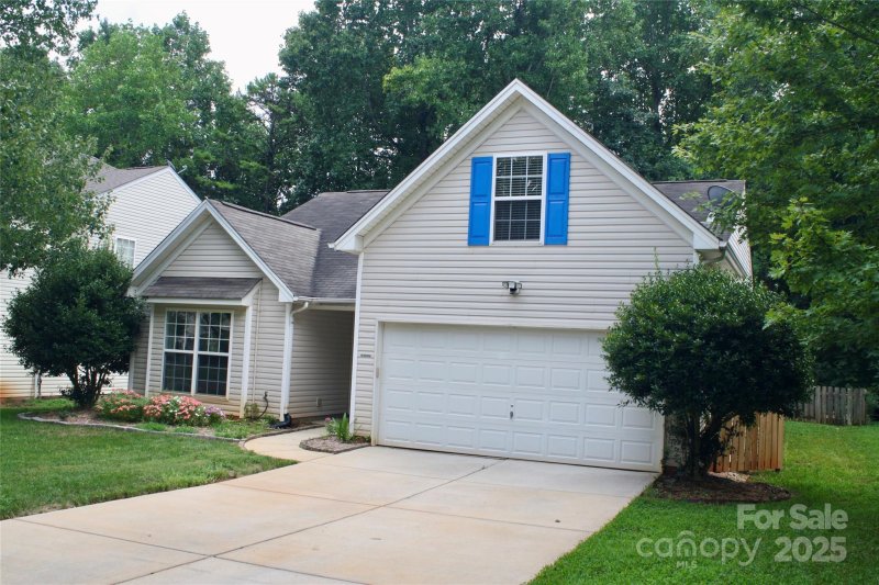 Property image 2 of 1863 New Castle Drive in Legacy Park, Fort Mill, SC 29707