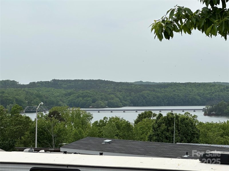 Property image 2 of 102 Eagle Lane in Badin Shores Resort, New London, NC 28127