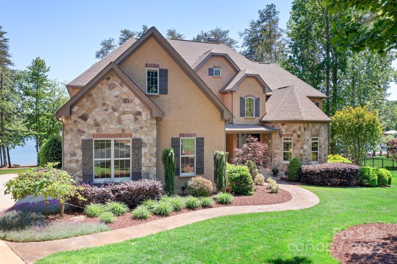 Property image 2 at 202 Timber Lake Drive, Troutman, NC 28166