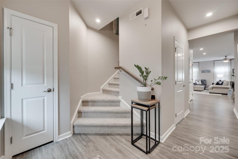 Property image 2 at 306 Willow Wood Court, Matthews, NC 28104