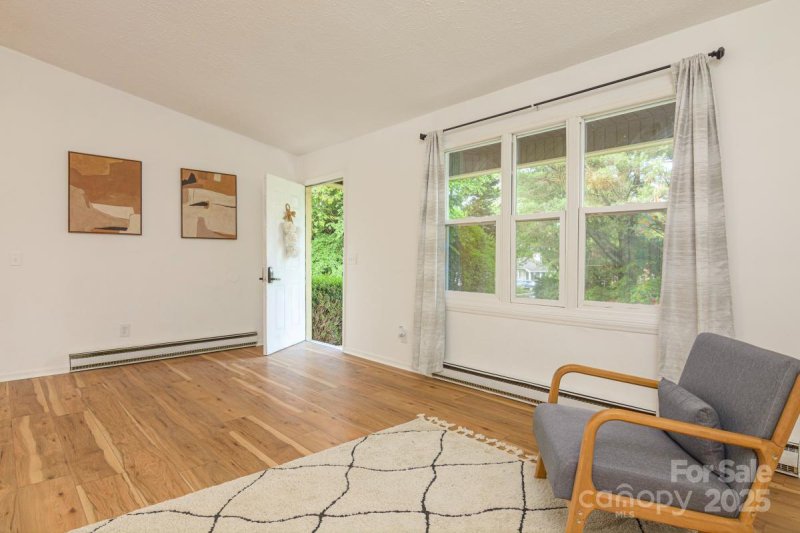 Property image 4 at 16 Stoney Nob Drive, Hendersonville, NC 28792