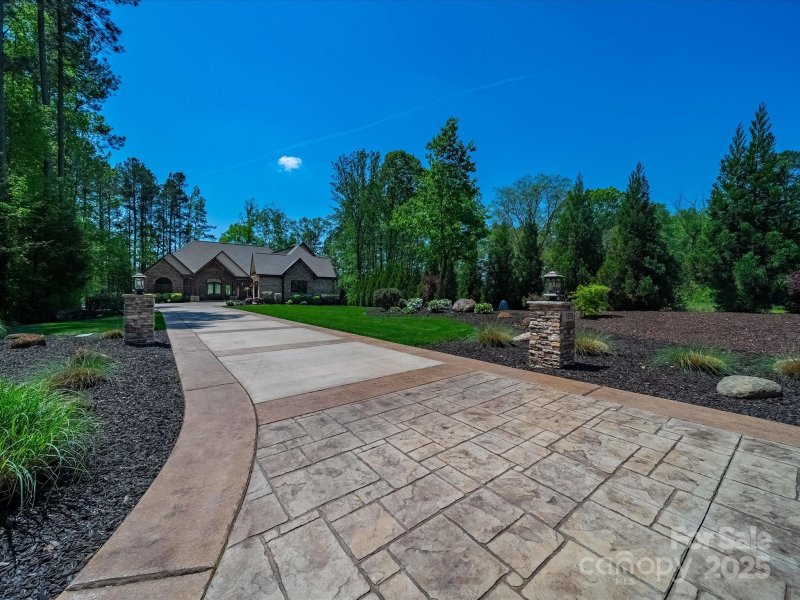 Property image 2 at 1579 Sunset Pointe Drive, Salisbury, NC 28146