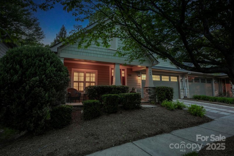 Property image 4 at 142 Aztec Circle, Mooresville, NC 28117