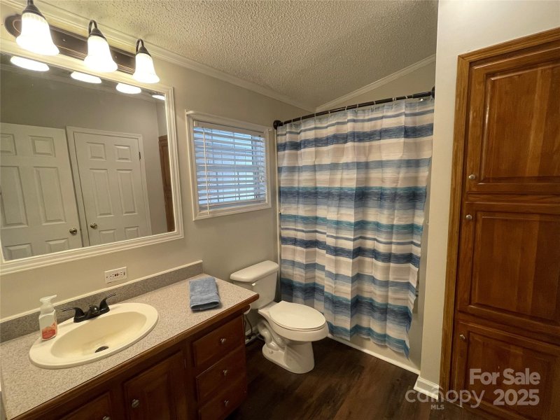 Property image 5 of 116 Dove Lane in Badin Shores Resort, New London, NC 28127